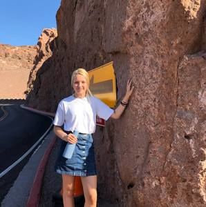 Meet your Posher, Alexis